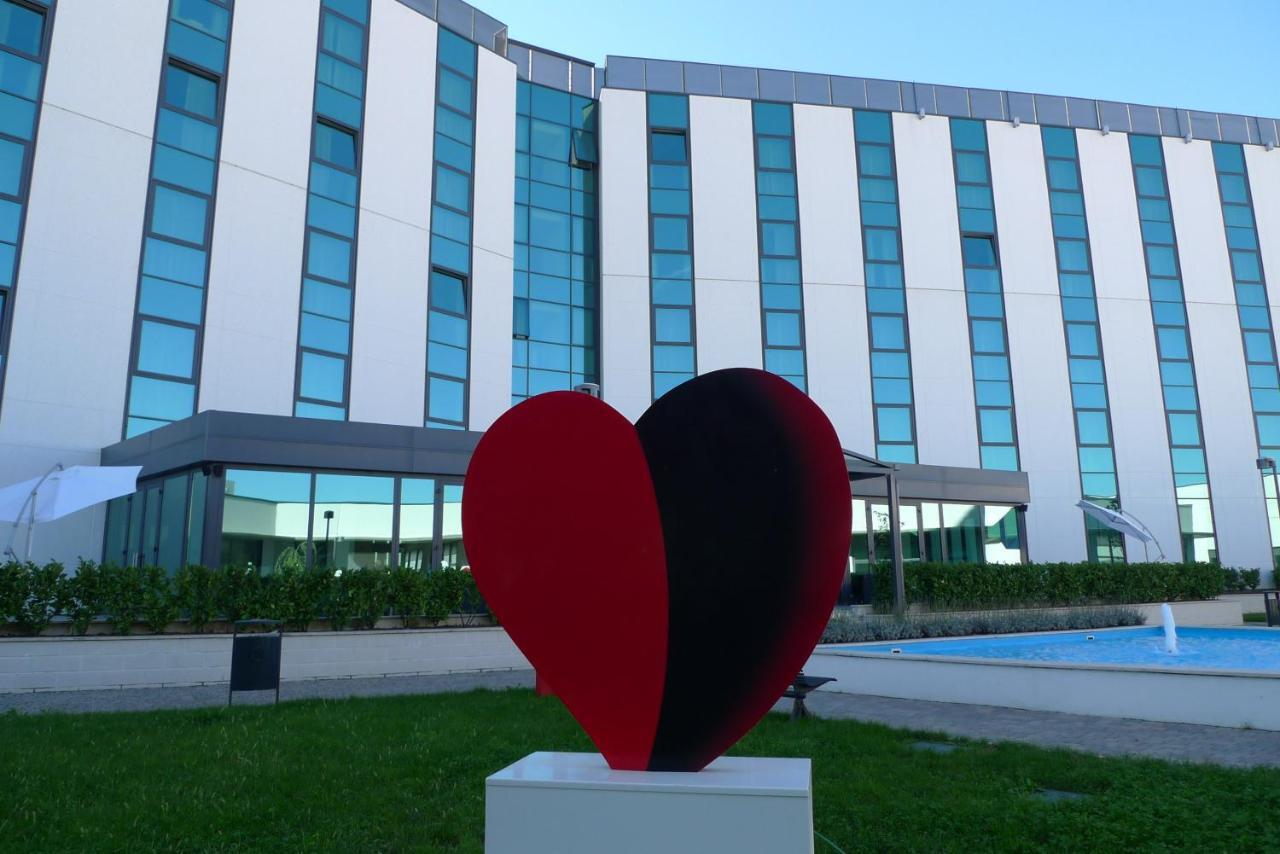 Hotel Ibis Styles Milano Melegnano Carpiano Exteriér fotografie