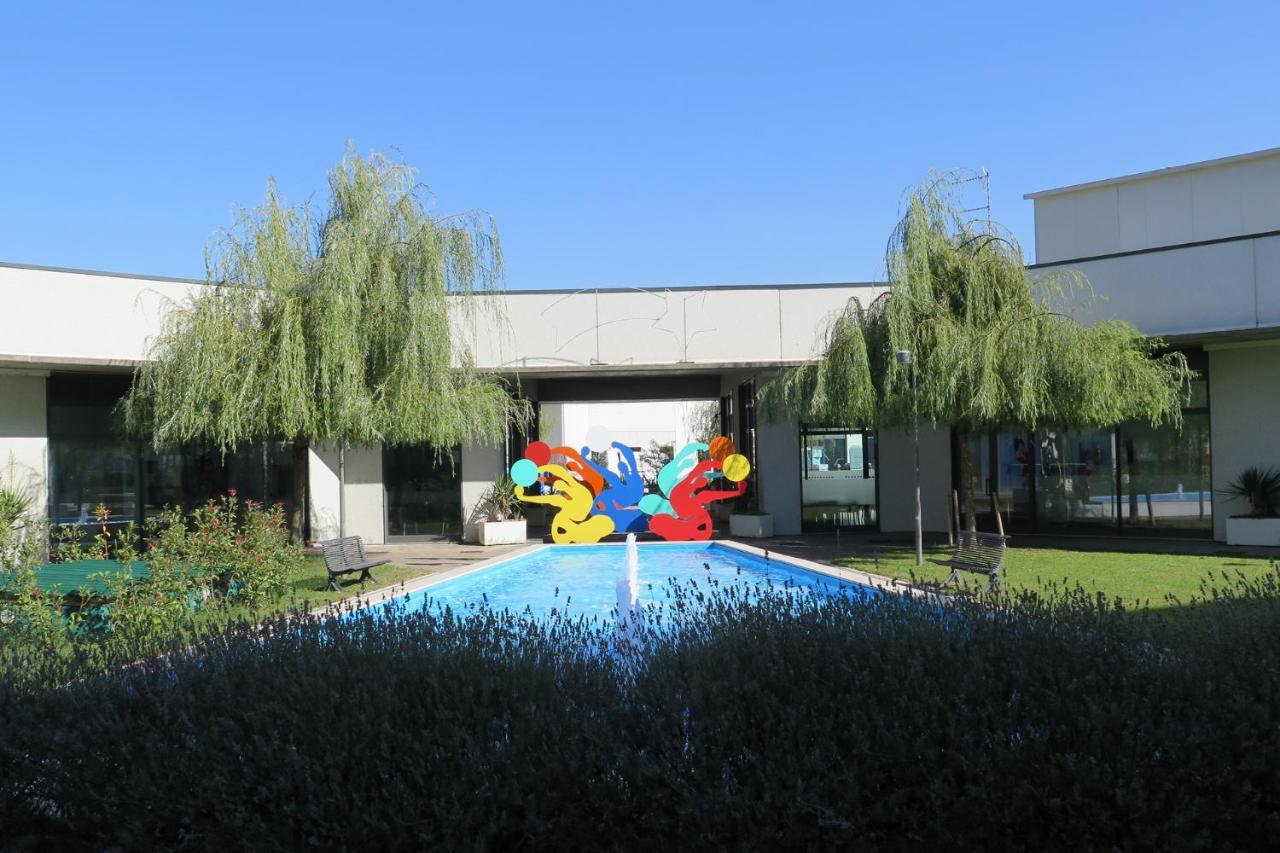 Hotel Ibis Styles Milano Melegnano Carpiano Exteriér fotografie